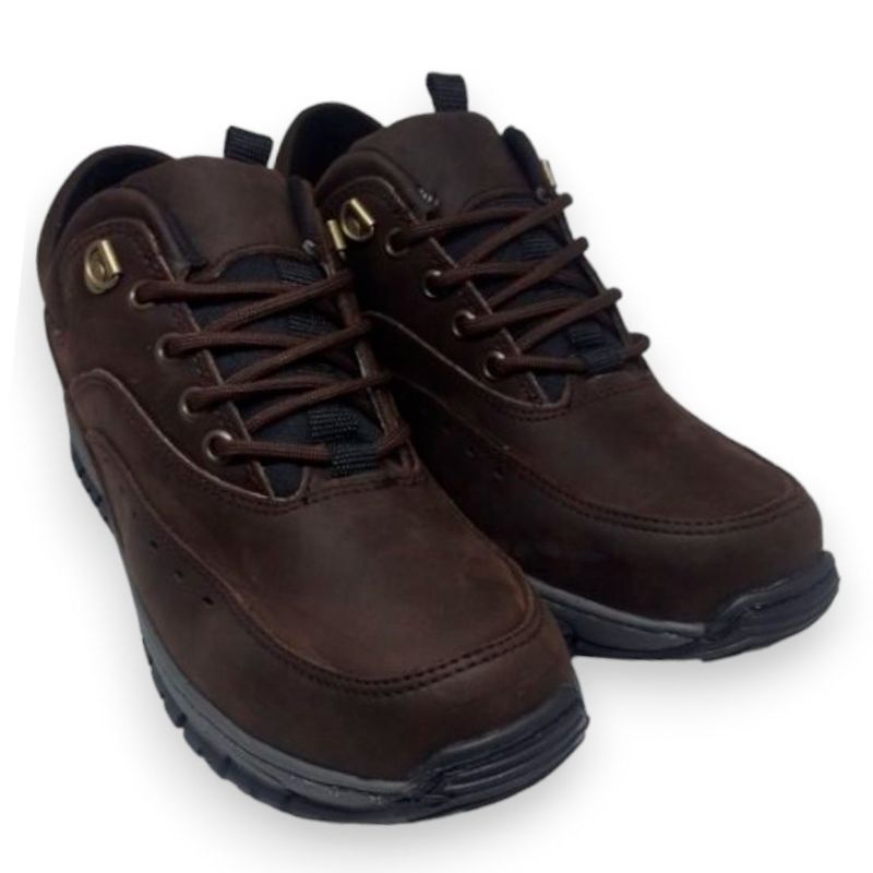 MOC0055-MAR-3.jpg
