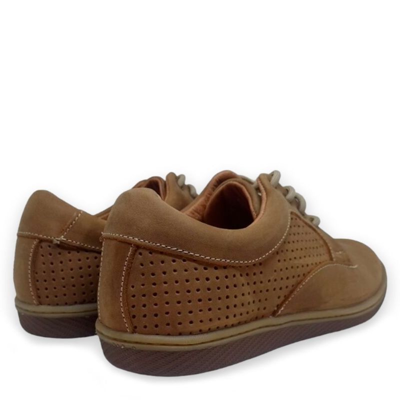MOC0053-MAR-4.jpg
